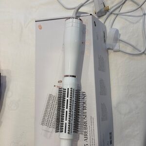 T3 Airebrush Round Volumizing Blow Dry Brush
